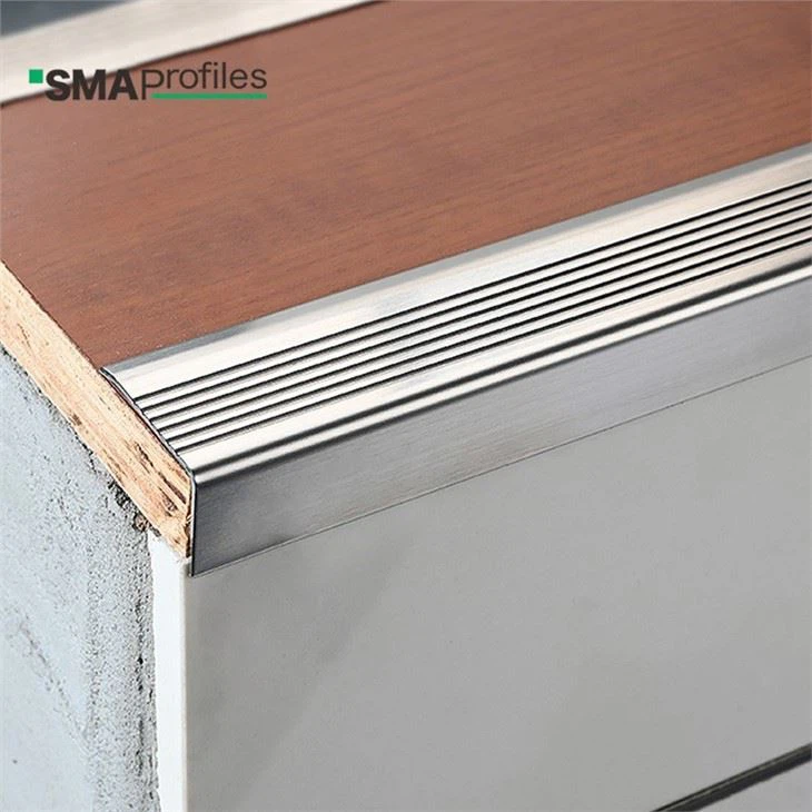 Floor Step Edge Trim in Stainless Steel